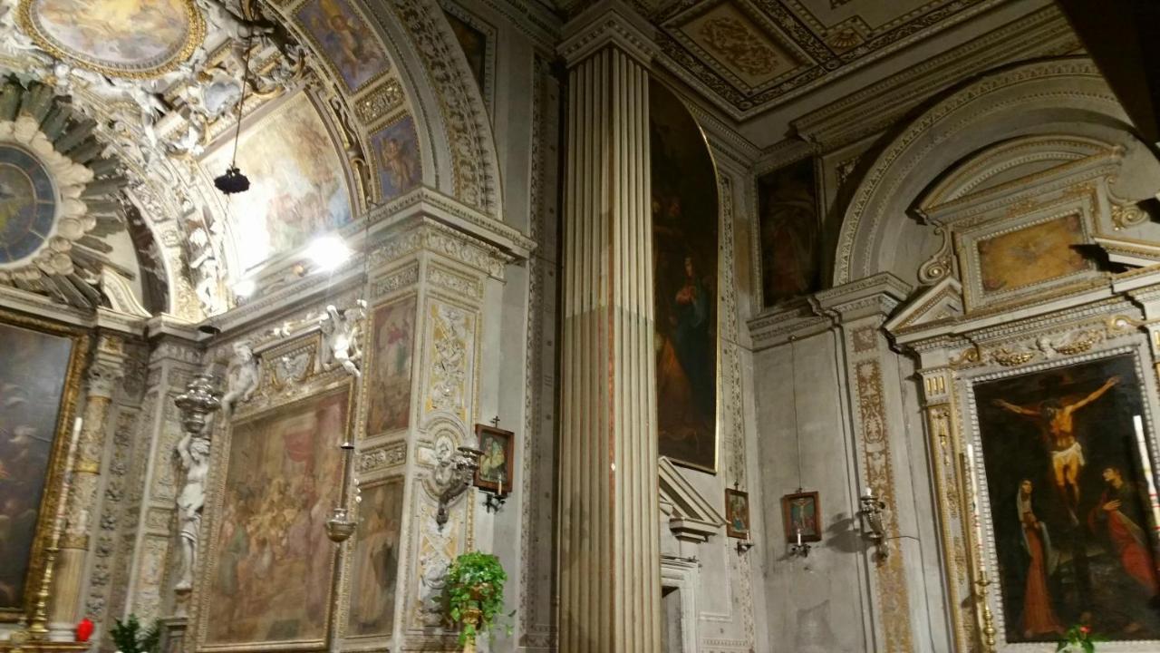Palazzo Marescalchi Belli, Vicino Piazza Di Spagna Řím Exteriér fotografie