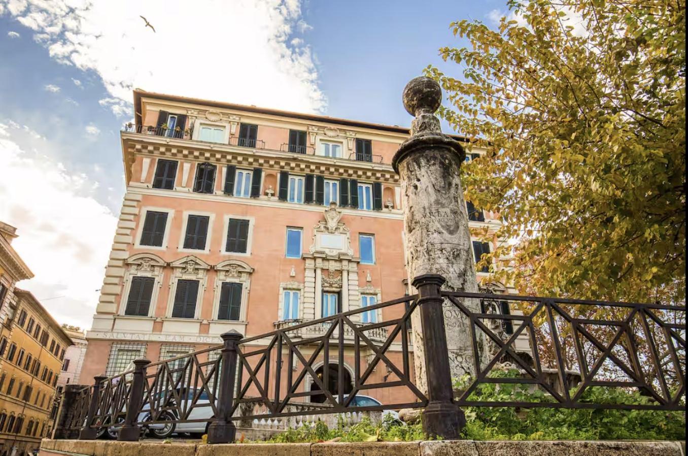 Palazzo Marescalchi Belli, Vicino Piazza Di Spagna Řím Exteriér fotografie